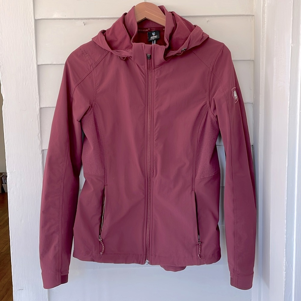 Kühl burgundy lightweight jacket - women’s size S - with removable hood